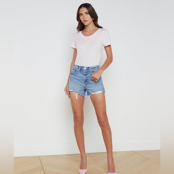 L'AGENCE Pants - NWOT L’AGENCE (27) Beck Raw-Hem Denim Jean Short